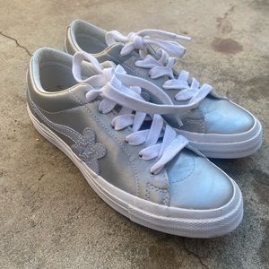 Golf Le Fleur Silver and White Men's Shoes